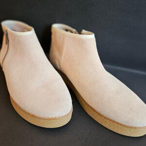Timberland suede women's ankle boots. S 9, gummy zip platform